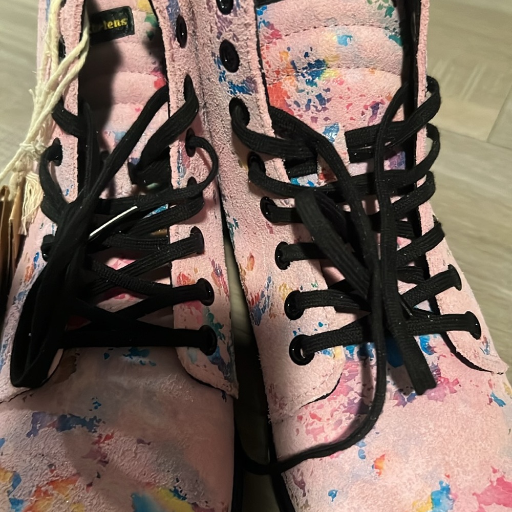 Pink rainbow burst Dr. Martens - Picture 4 of 8